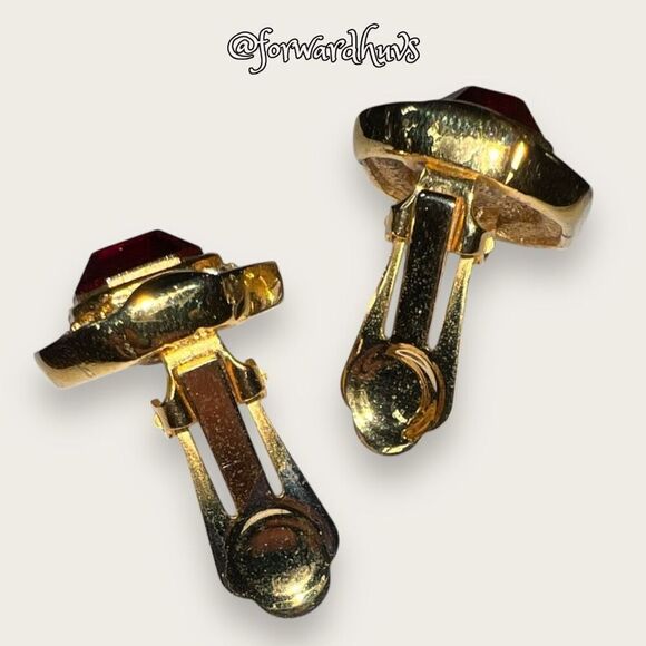 Vintage Rhinestone Earrings - Picture 5 of 8